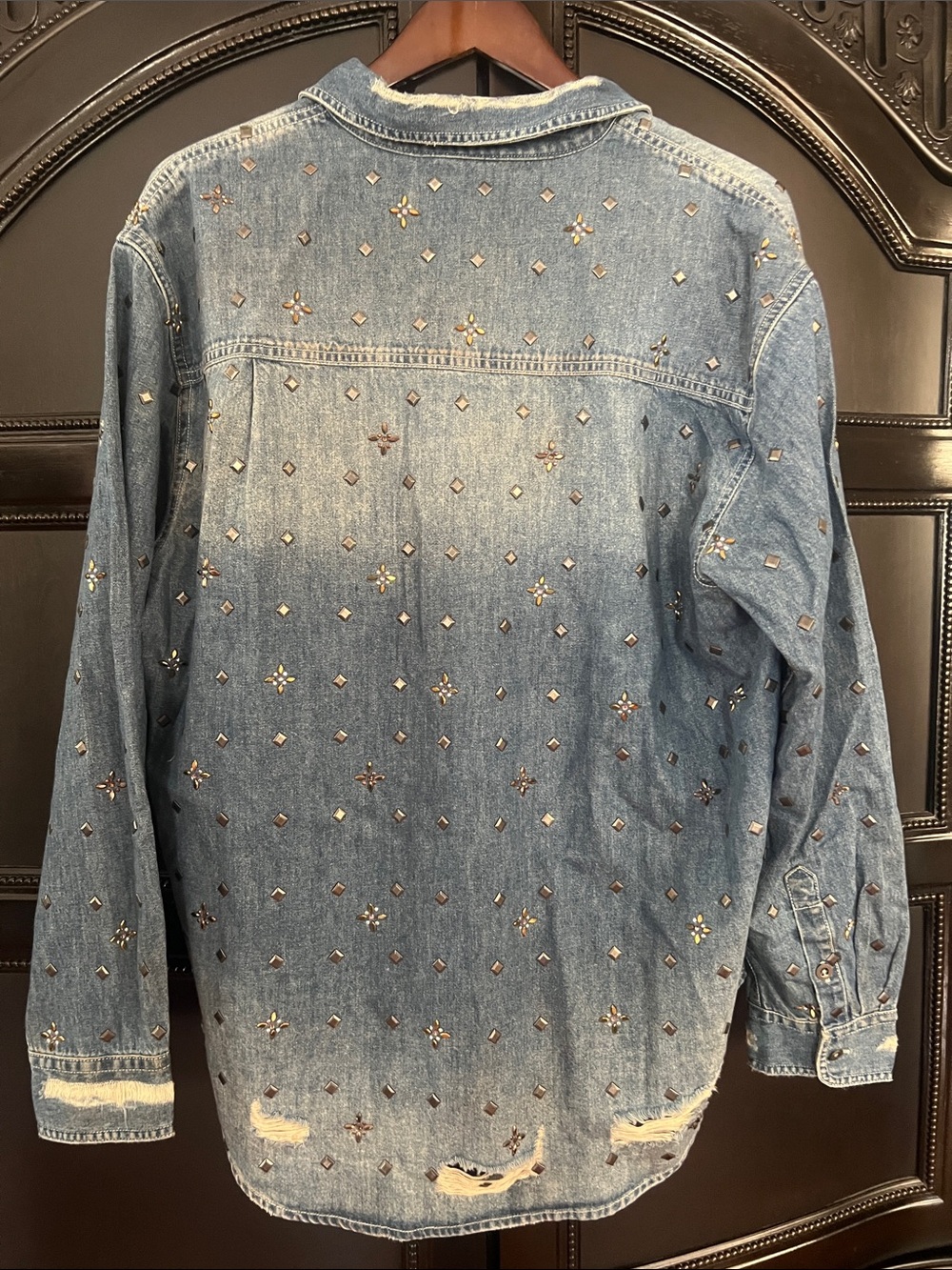 One Teaspoon Embellished Distressed Denim Shirt - Picture 4 of 4